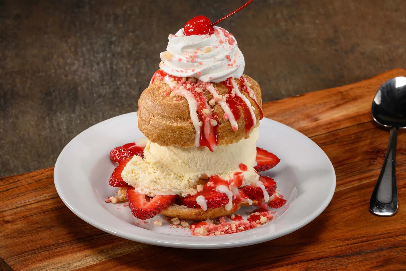 Strawberry Cream Puff